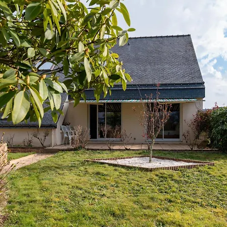 Maison Entre Terre Et *